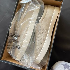 NEW NEVER WORN Dr. Scholls